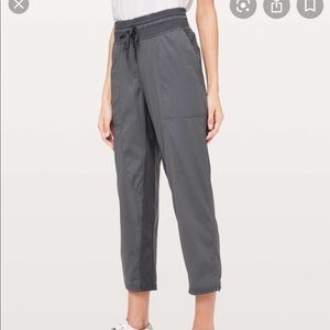 Lululemon Dance Studio Crop